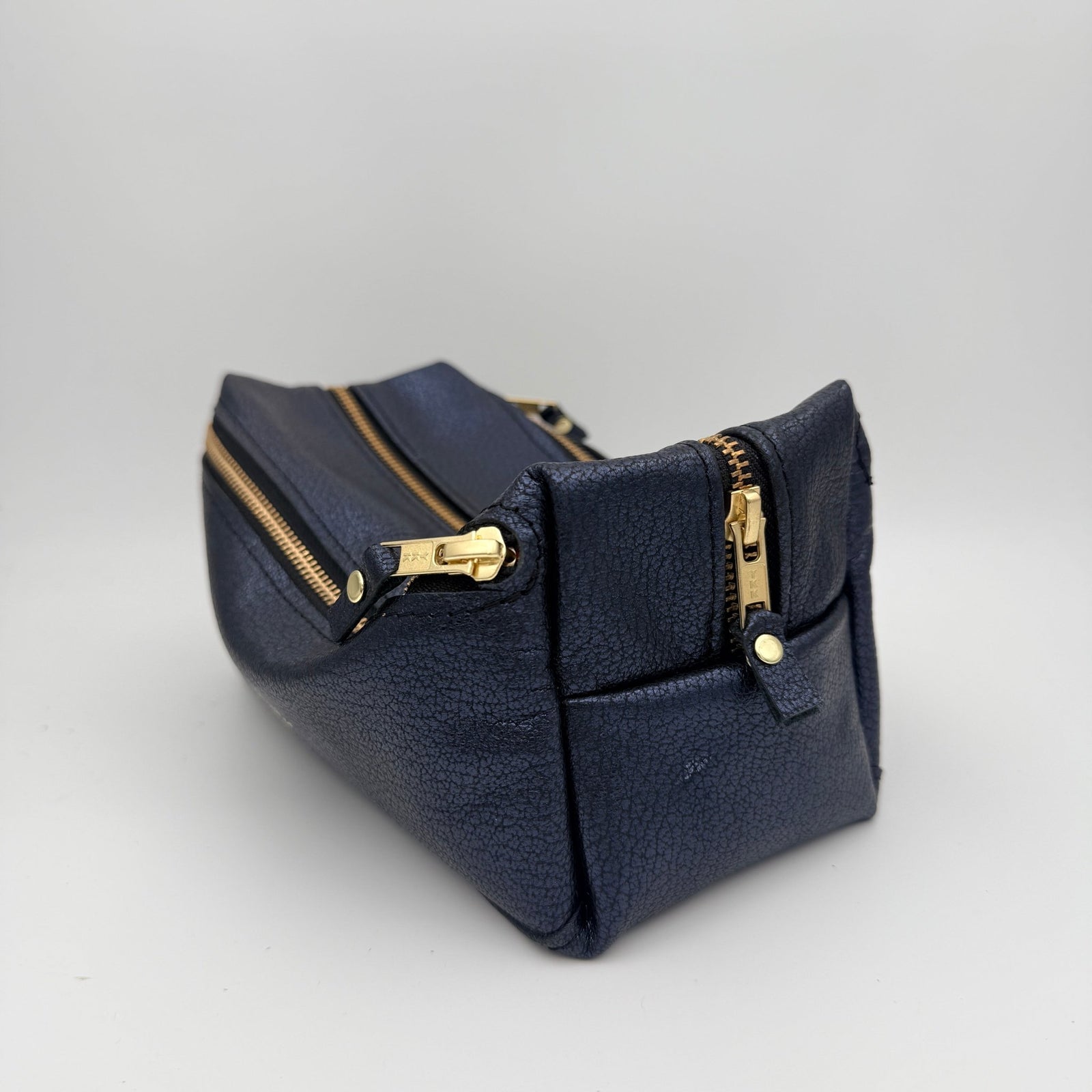COLLECTIVE - Utility box bag - Midnight - Helen Miller