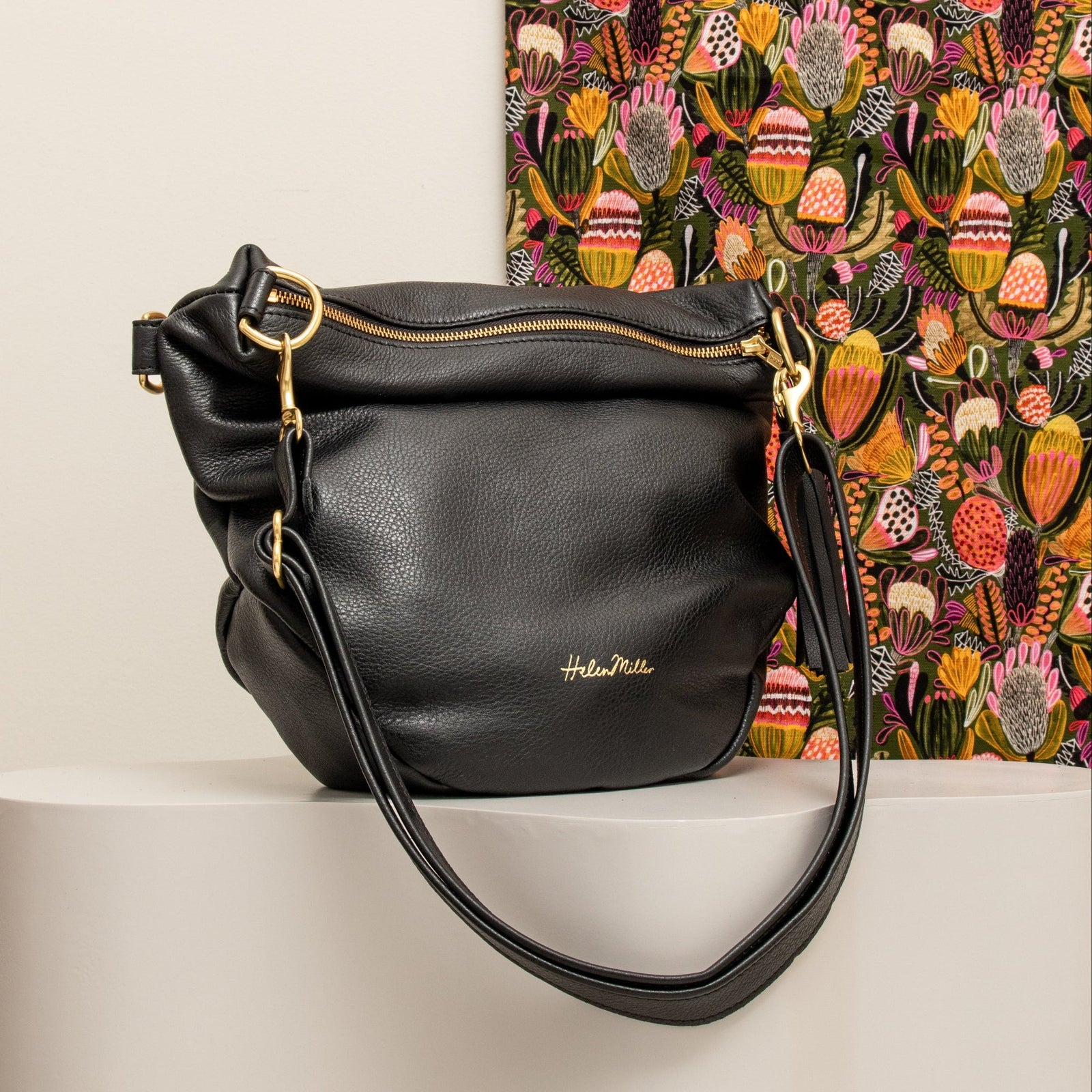 Ready to ship - Mega slouch - Black - Helen Miller