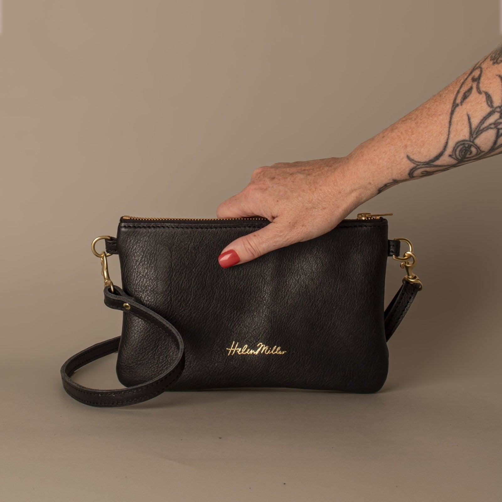 Ready to ship - Zipette - Black - Helen Miller