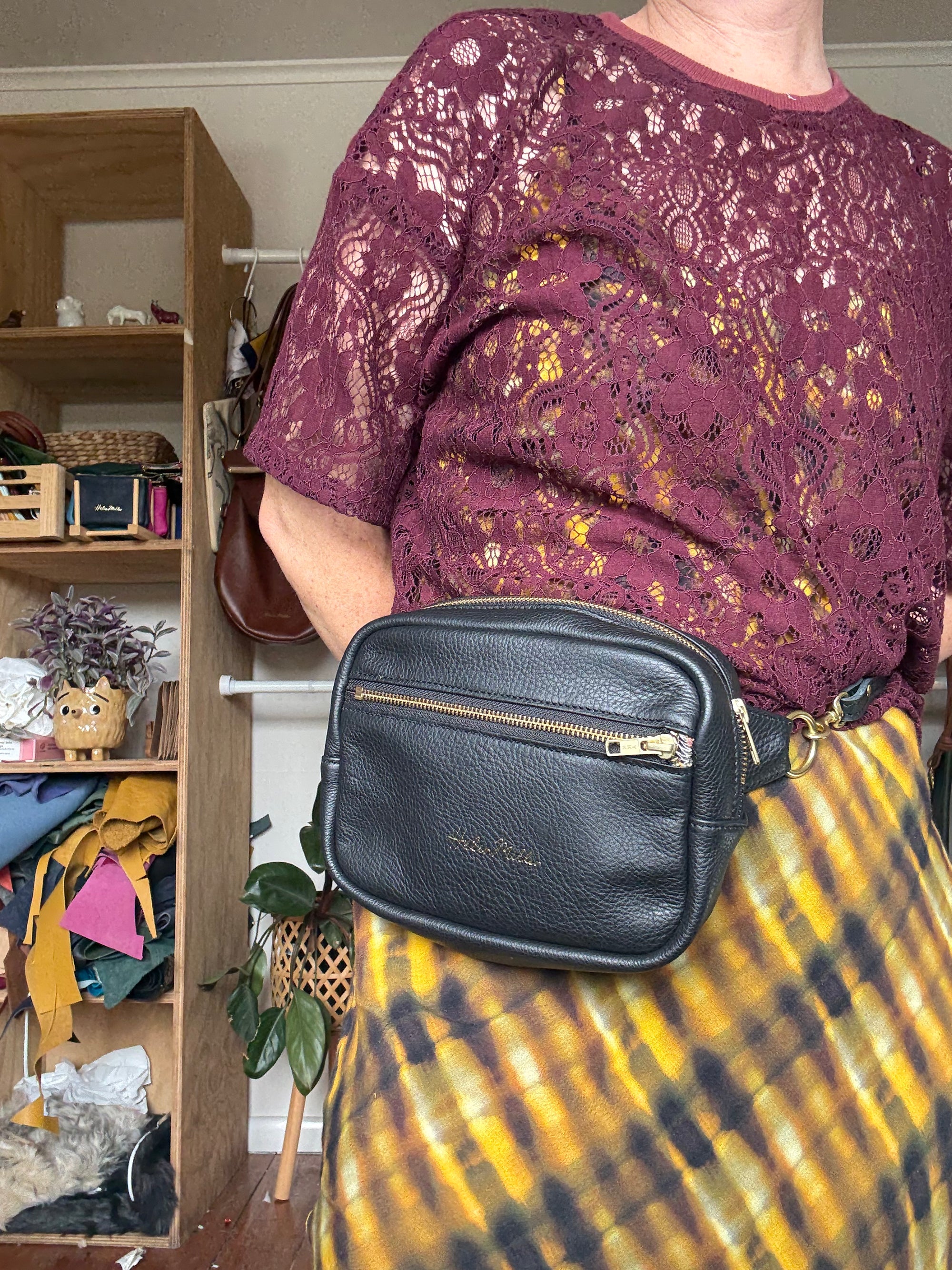 Ready to ship - Sidekick - Black