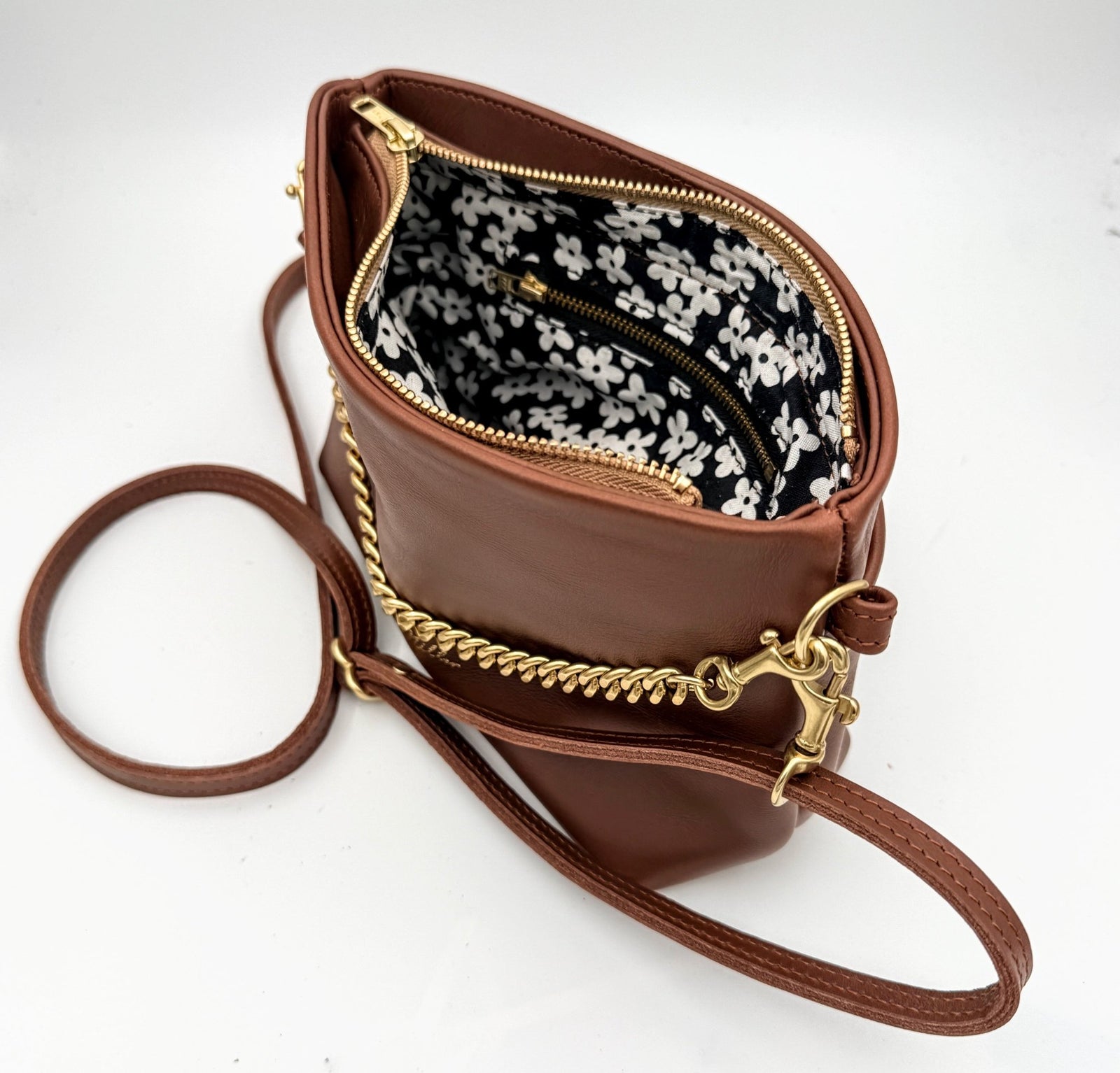 COLLECTIVE - Grab 'n' Go - Chestnut - Helen Miller