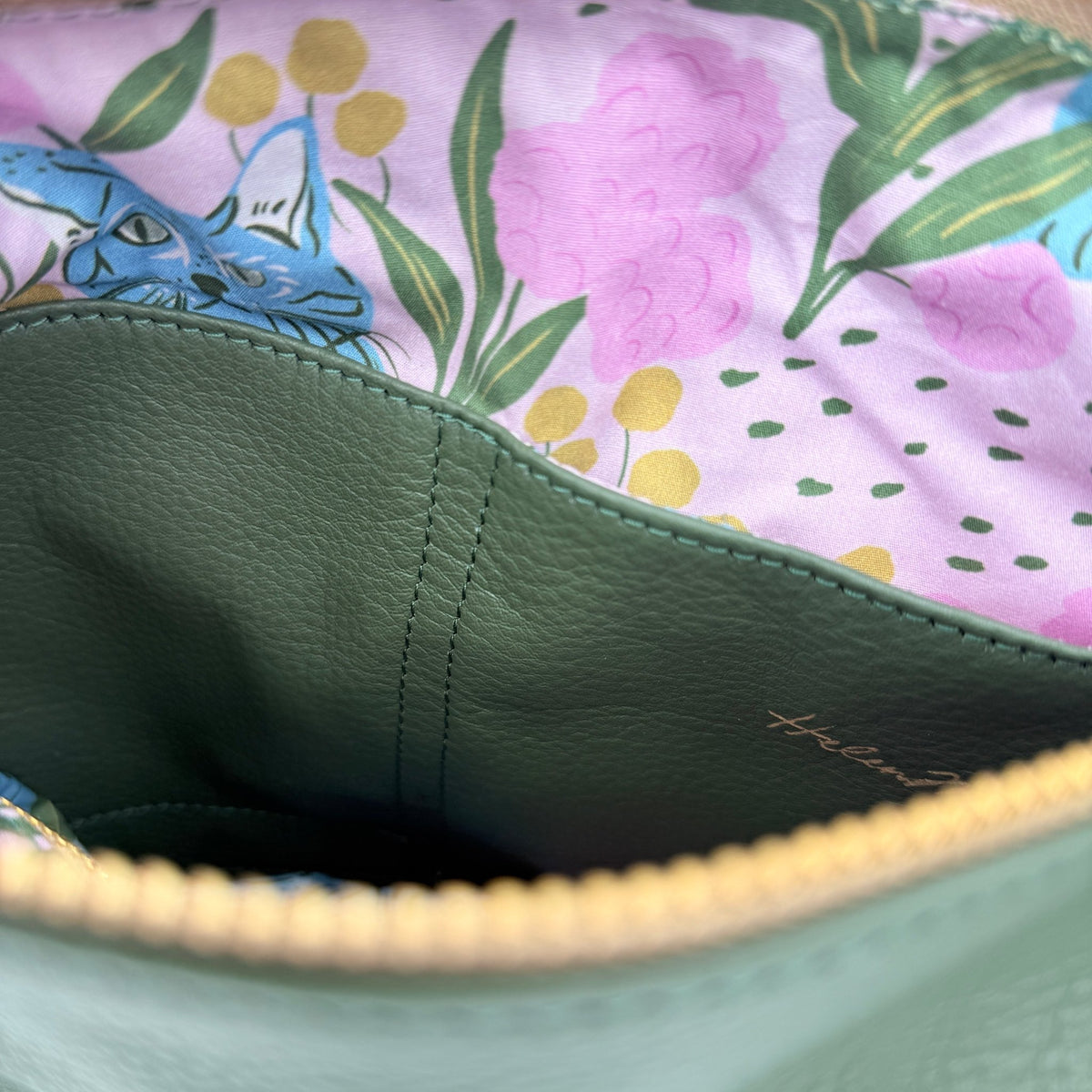 COLLECTIVE - Puddle bag - Sample - Helen Miller