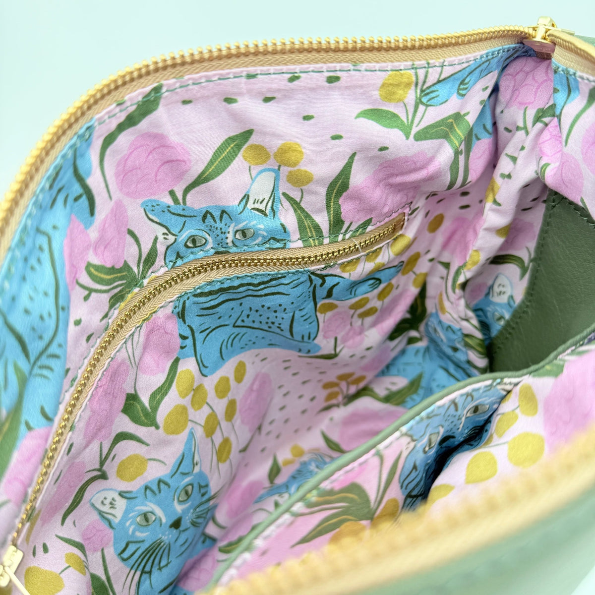 COLLECTIVE - Puddle bag - Sample - Helen Miller