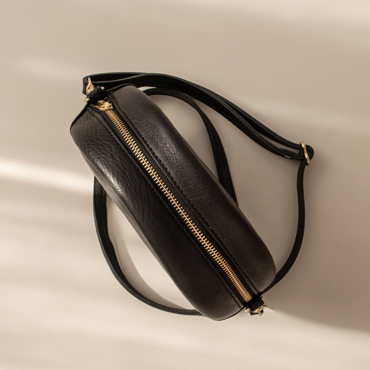 Ready to ship - Disco Bag - Black - Helen Miller