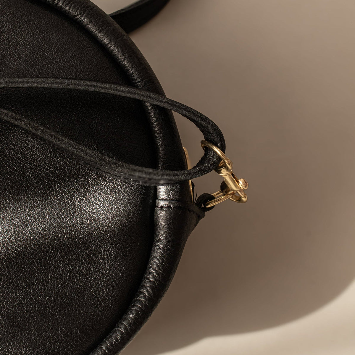 Ready to ship - Disco Bag - Black - Helen Miller