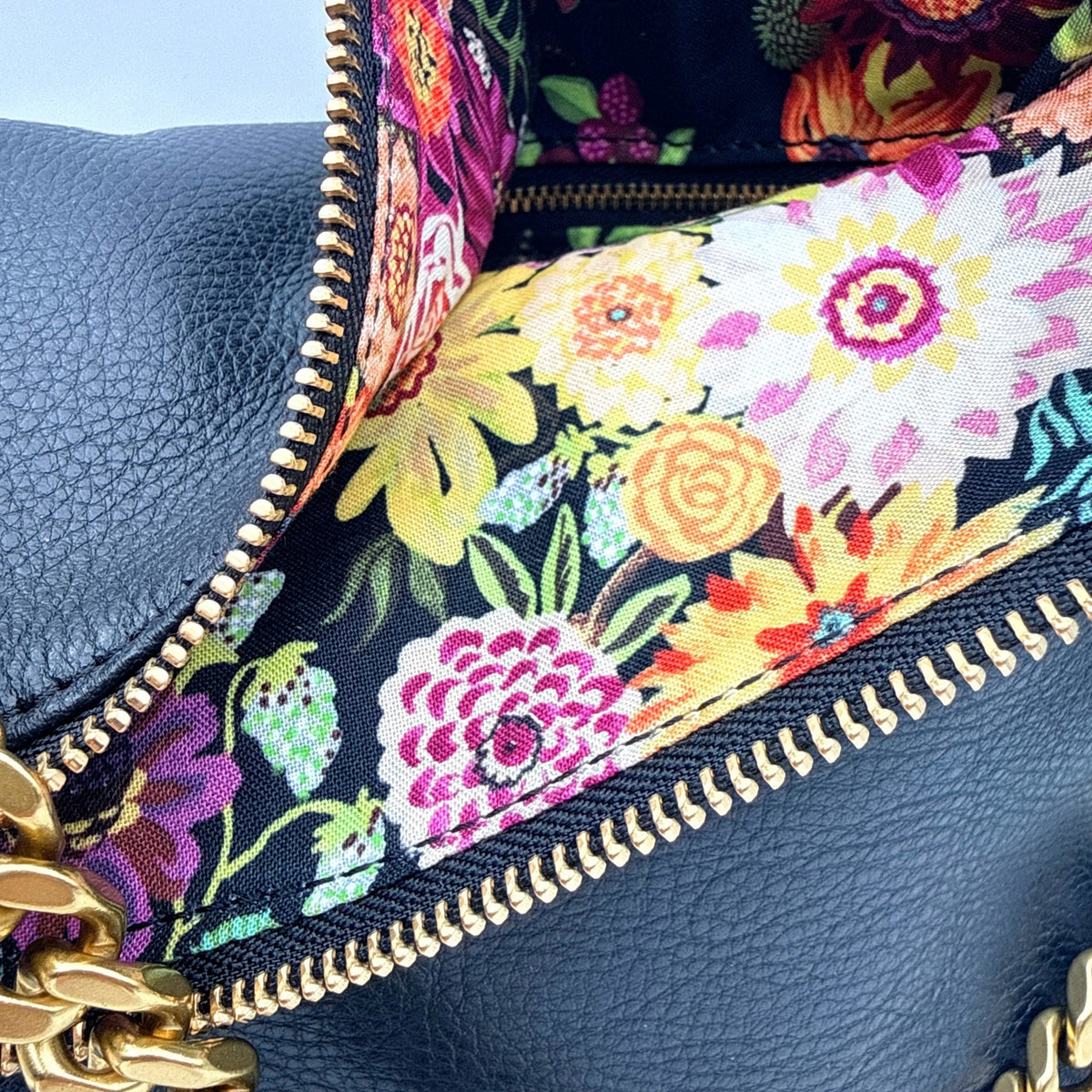 Ready to ship - Mini Slouch - Black - Helen Miller