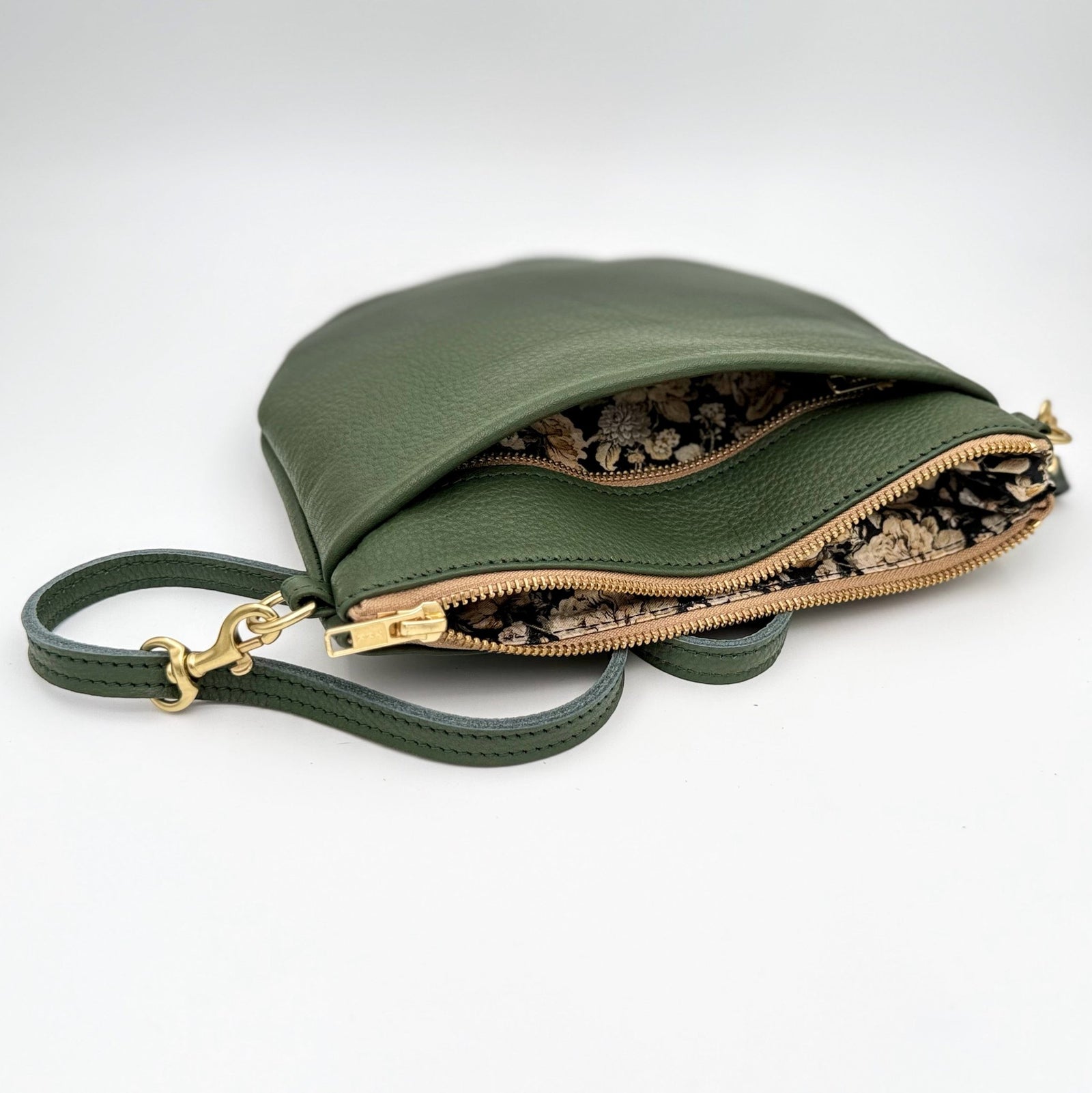 Ready to ship - Party pouch - Meadow - Helen Miller