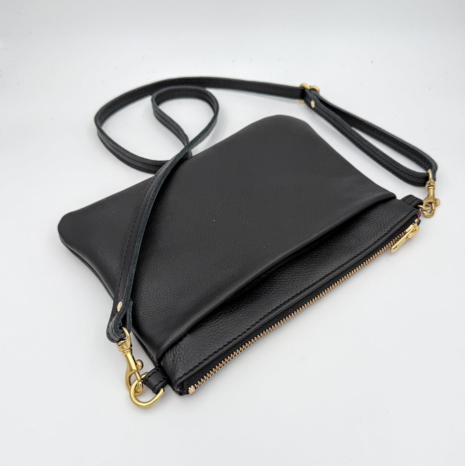 Ready to ship - Zippette - Black - Helen Miller
