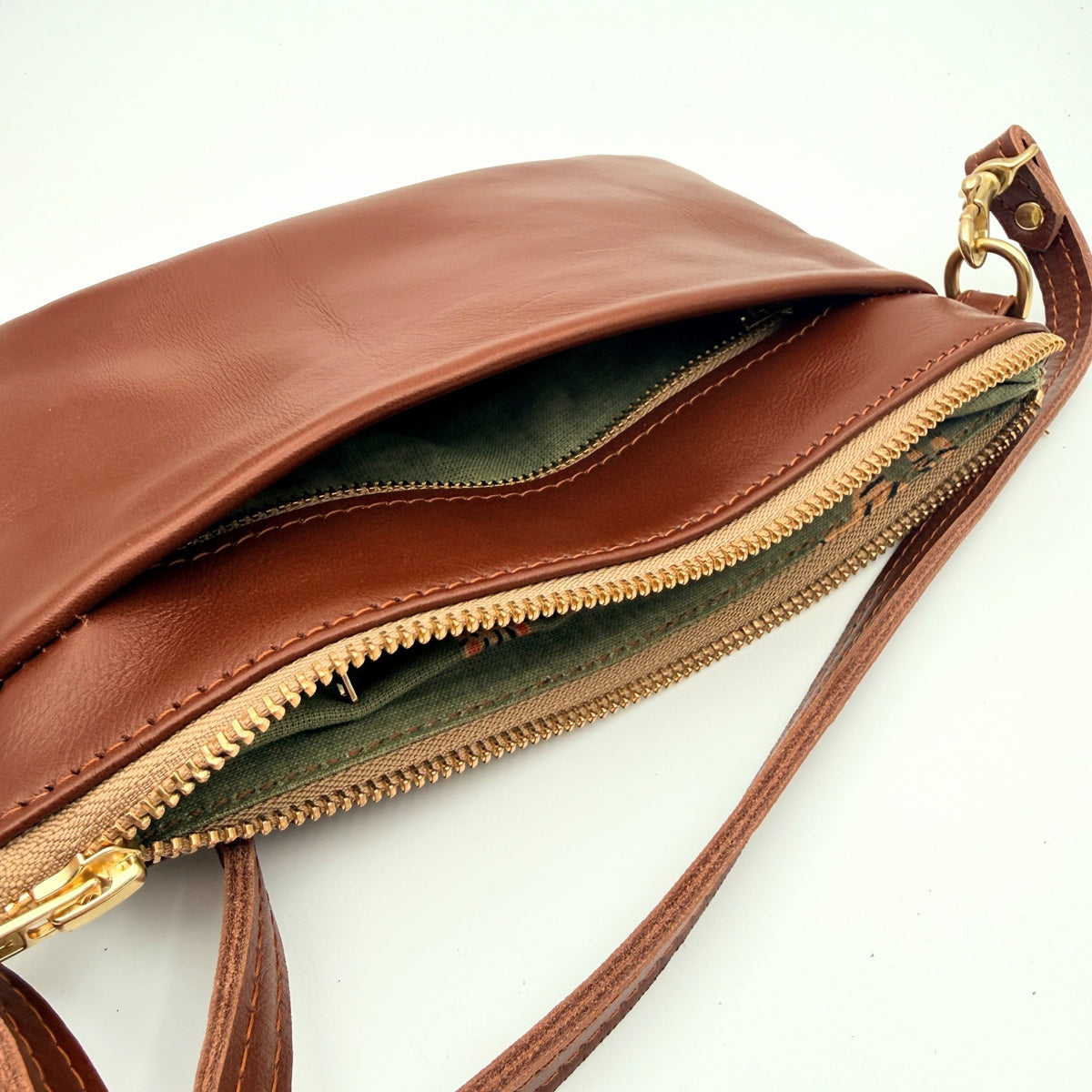 Ready to ship - Zippette - Chestnut - Helen Miller
